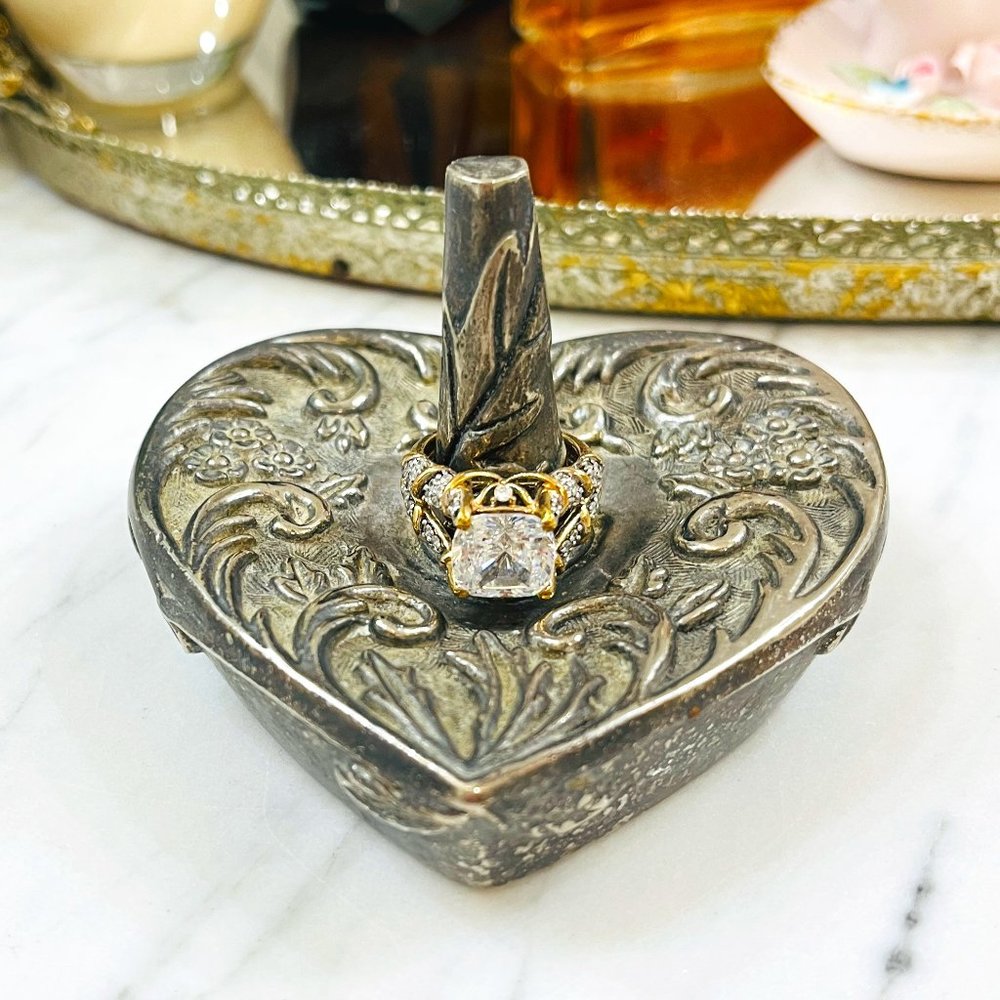 Vintage Silver Heart Shaped Ring Holder